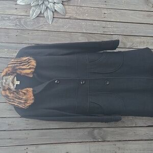 Mainbocher Black Trench Coat with Faux Fur Collar 100% Wool